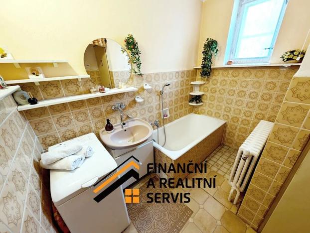 Prodej rodinného domu, Semčice, 221 m2