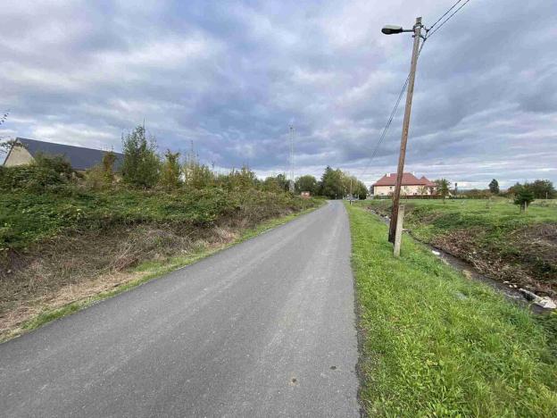 Prodej pozemku, Javorník - Horní Hoštice, 1691 m2