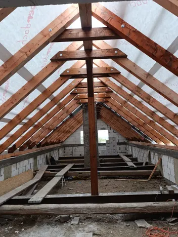 Prodej rodinného domu, Kožlany, 180 m2