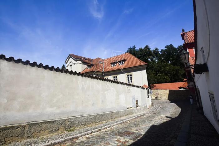 Prodej kanceláře, Praha - Hradčany, Kapucínská, 622 m2