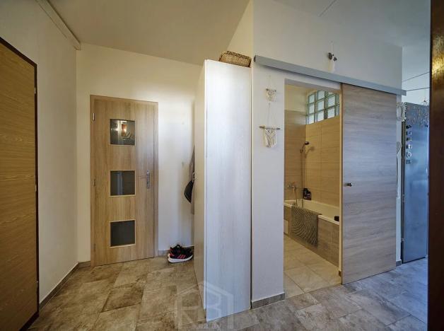 Prodej bytu 3+1, Jindřichův Hradec, Kosmonautů, 64 m2