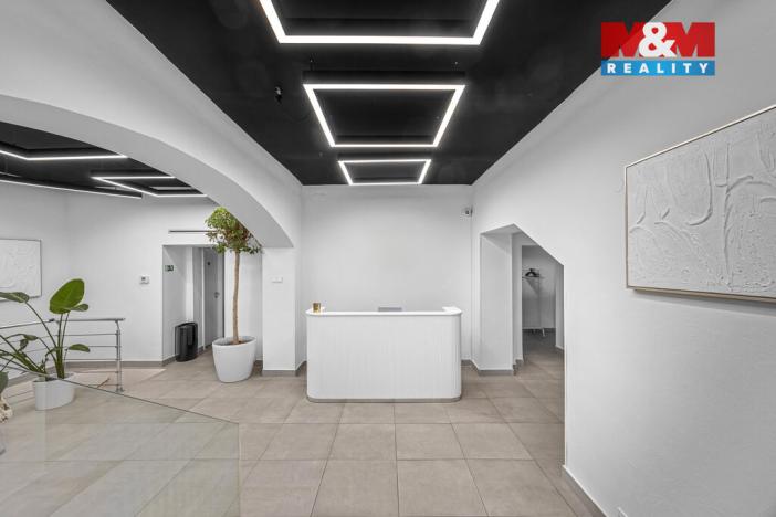 Pronájem obchodního prostoru, Praha - Smíchov, Zborovská, 180 m2