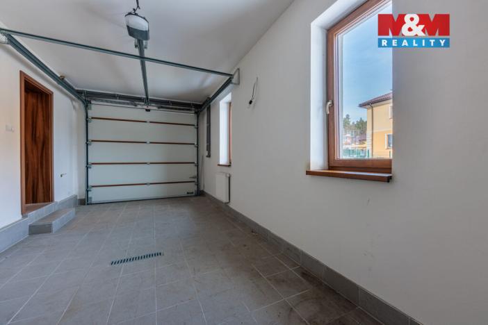 Prodej rodinného domu, Nová Role - Mezirolí, 376 m2