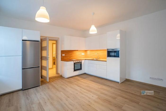 Pronájem bytu 2+kk, Praha - Žižkov, Štítného, 64 m2