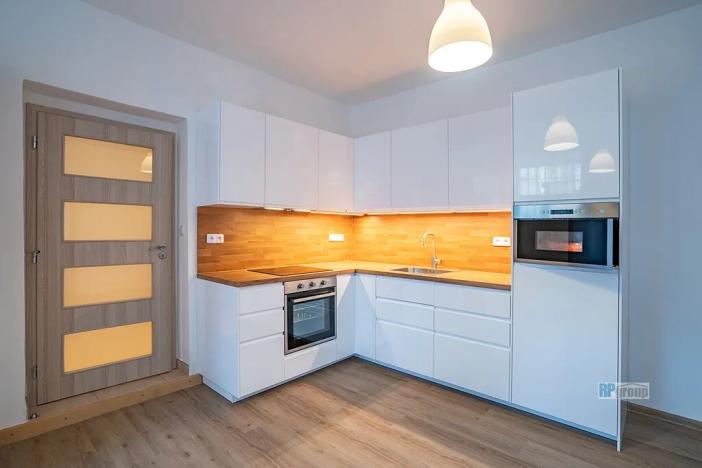 Pronájem bytu 2+kk, Praha - Žižkov, Štítného, 64 m2