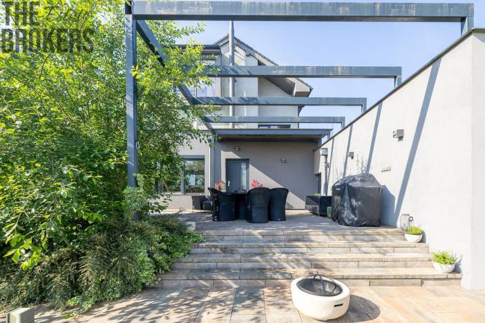 Prodej rodinného domu, Praha - Lahovice, K novým domkům, 300 m2
