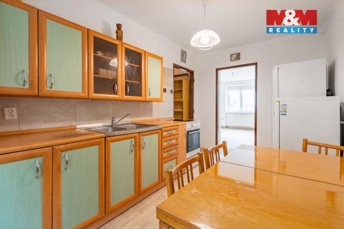 Prodej bytu 2+1, Trhové Sviny, Sídliště, 69 m2