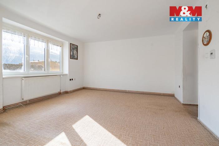 Prodej bytu 2+1, Trhové Sviny, Sídliště, 69 m2