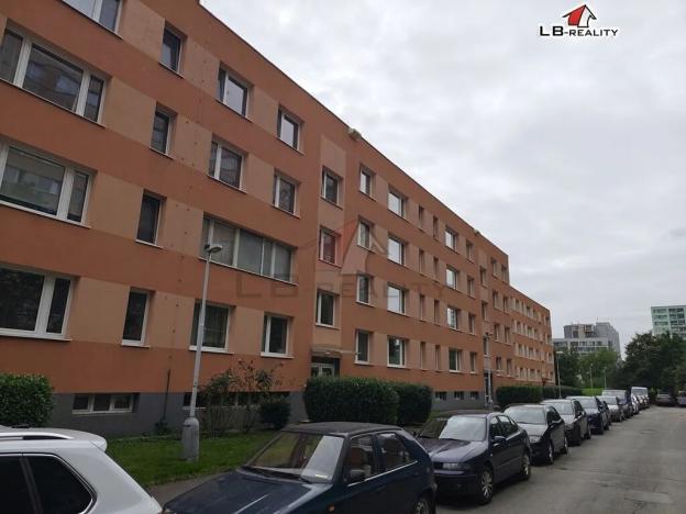 Prodej bytu 3+1, Praha - Háje, Mejstříkova, 75 m2