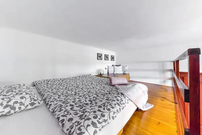 Pronájem bytu 2+1, Praha, Janáčkovo nábřeží, 72 m2