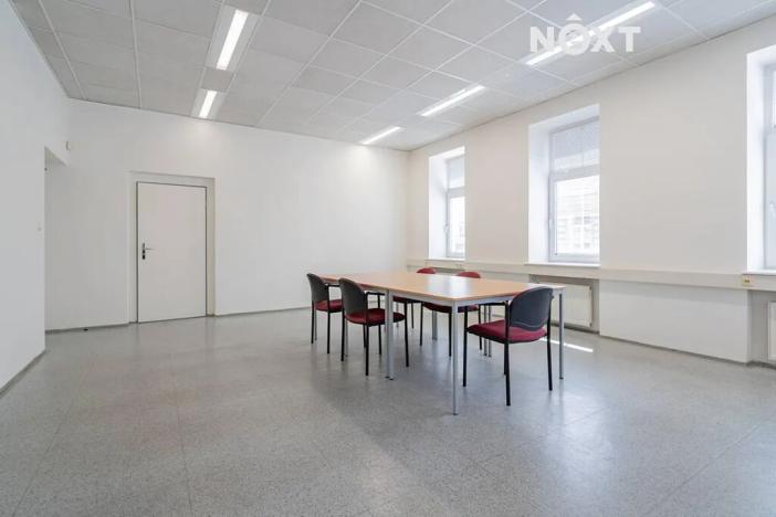 Prodej kanceláře, České Budějovice, Jírovcova, 784 m2