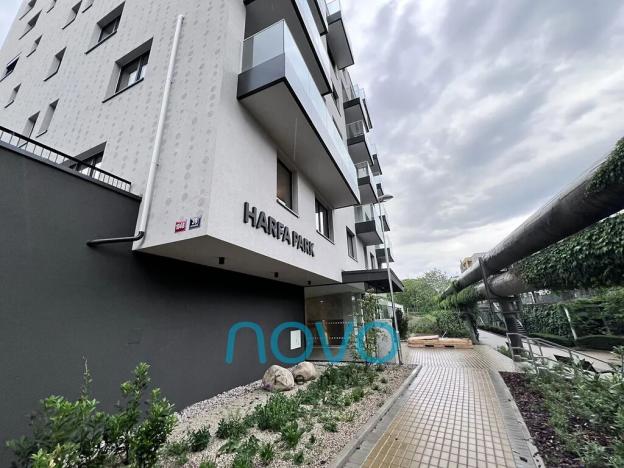 Pronájem bytu 1+kk, Praha - Vysočany, Pod Harfou, 41 m2