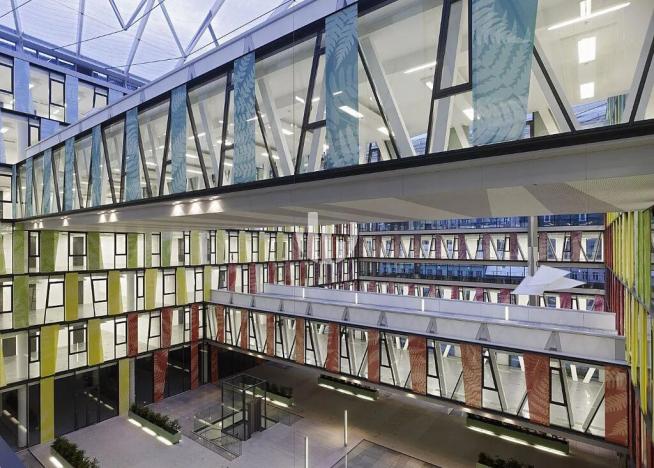 Pronájem kanceláře, Praha - Karlín, Karolinská, 866 m2