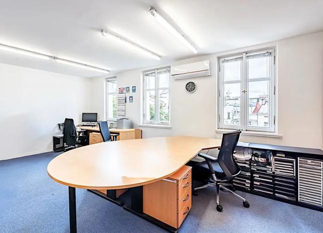 Pronájem kanceláře, Praha - Vinohrady, Americká, 179 m2