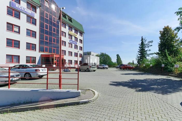 Pronájem kanceláře, Praha - Ruzyně, Dědinská, 95 m2