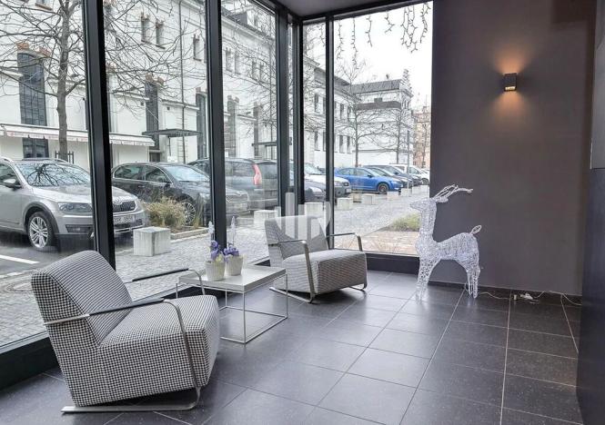 Pronájem kanceláře, Praha - Holešovice, U průhonu, 2124 m2