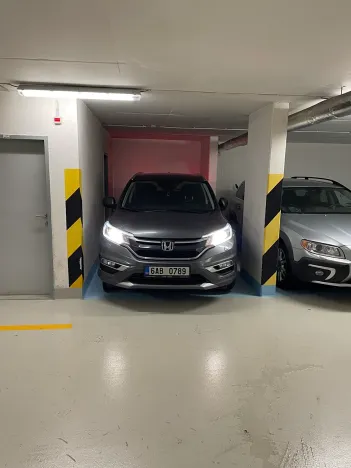 Prodej garážového stání, Praha - Hostivař, Bratislavská, 12 m2