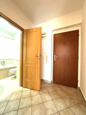 Prodej bytu 2+kk, Praha, Spořická, 56 m2