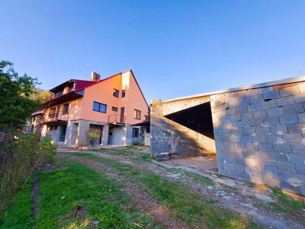 Prodej rodinného domu, Stará Ves, 300 m2