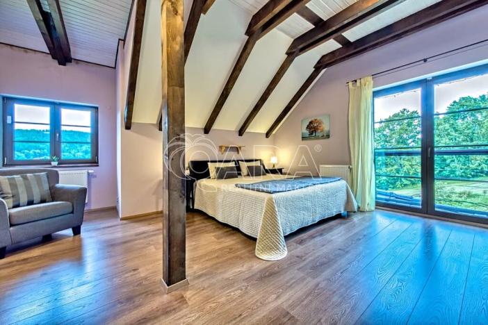 Prodej rodinného domu, Vrchlabí, 429 m2