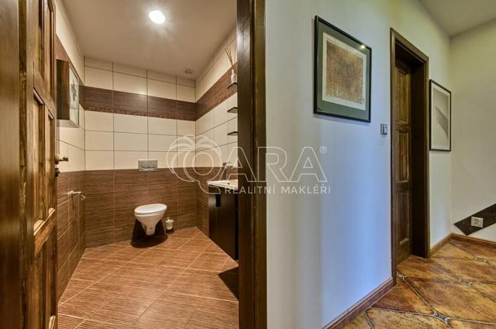 Prodej rodinného domu, Vrchlabí, 429 m2