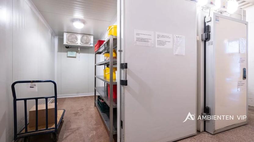 Prodej obchodního prostoru, Újezd u Brna, Nádražní, 901 m2