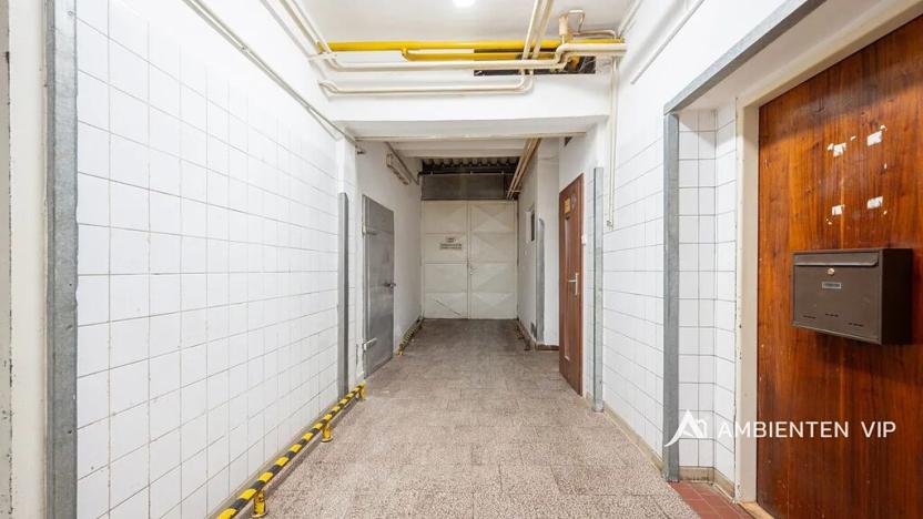 Prodej obchodního prostoru, Újezd u Brna, Nádražní, 901 m2