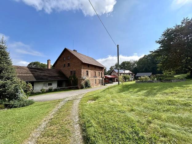 Prodej apartmánu, Líšnice, 300 m2