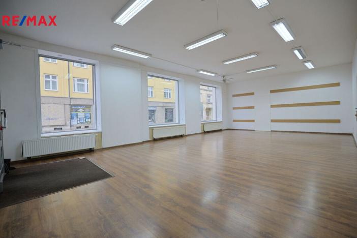 Prodej činžovního domu, Ostrava - Moravská Ostrava, Nádražní, 1800 m2