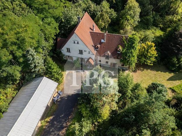 Prodej vícegeneračního domu, Deštnice, 530 m2