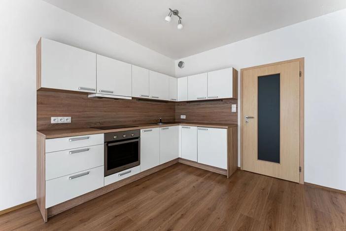 Prodej bytu 1+kk, Praha - Hostavice, U Hostavického potoka, 32 m2