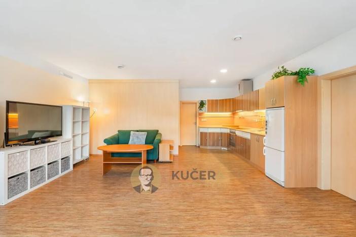 Prodej rodinného domu, Lichnov, 672 m2