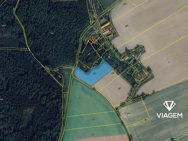 Prodej podílu pole, Uhlířské Janovice, 698 m2