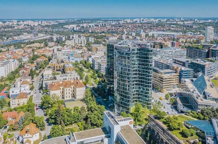Pronájem kanceláře, Praha, 450 m2