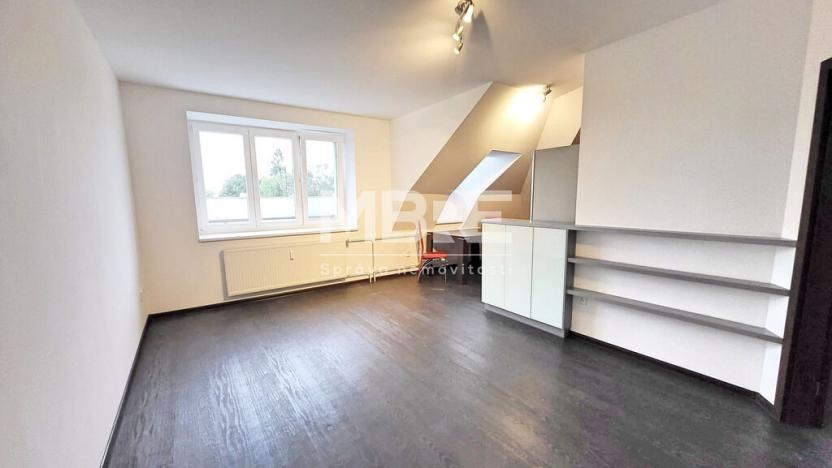 Pronájem bytu 2+kk, Karviná - Nové Město, Havířská, 60 m2