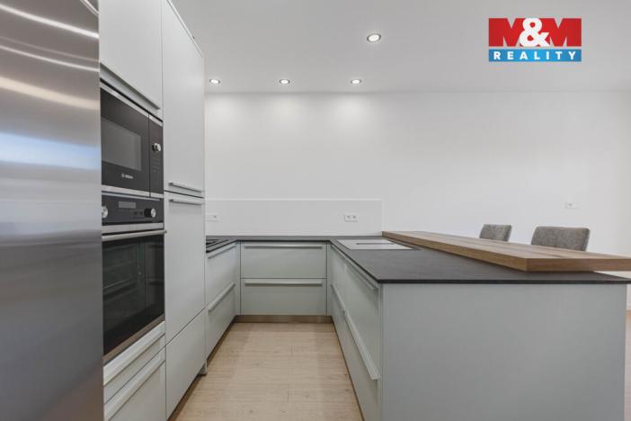 Prodej bytu 2+kk, Klatovy - Klatovy II, Dukelská, 56 m2