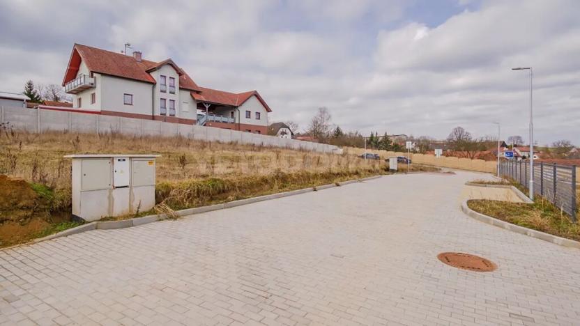 Prodej pozemku pro bydlení, Obora, 1105 m2