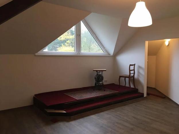 Pronájem rodinného domu, Praha - Sedlec, V Sedlci, 220 m2