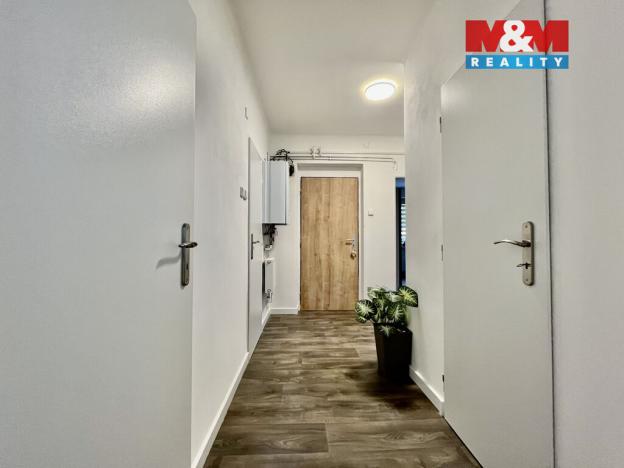 Prodej bytu 3+1, Bečváry, 71 m2