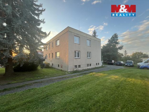 Prodej bytu 3+1, Bečváry, 71 m2