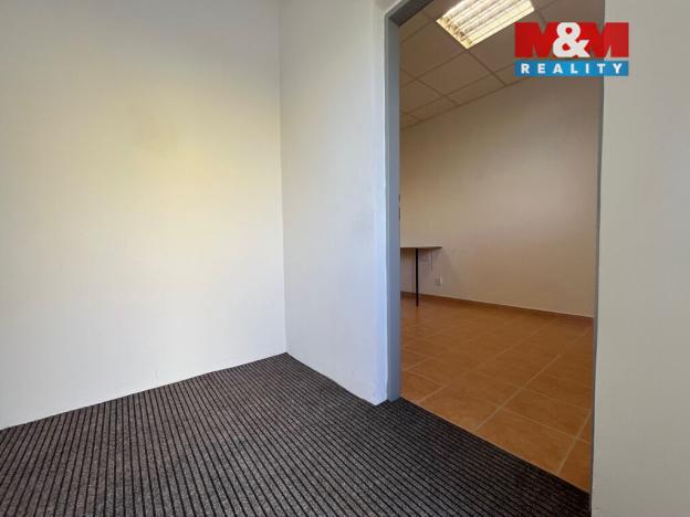 Pronájem bytu 1+kk, Jindřichův Hradec - Otín, 21 m2