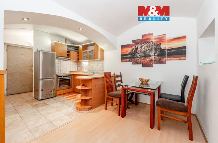 Prodej bytu 2+1, Jihlava, Bezručova, 47 m2