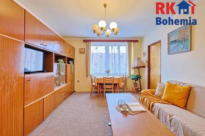 Prodej vícegeneračního domu, Chrášťany, 218 m2