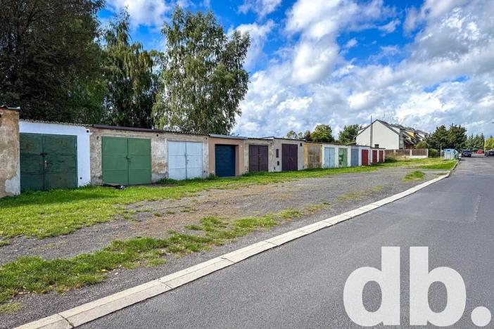 Prodej garáže, Karlovy Vary, V Lučinách, 22 m2