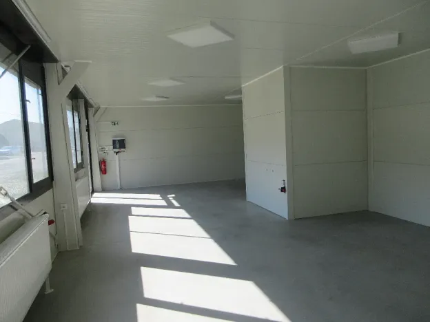 Pronájem skladu, Cvrčovice, 750 m2