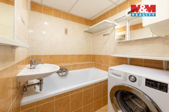 Prodej bytu 2+1, Chomutov, Holešická, 62 m2