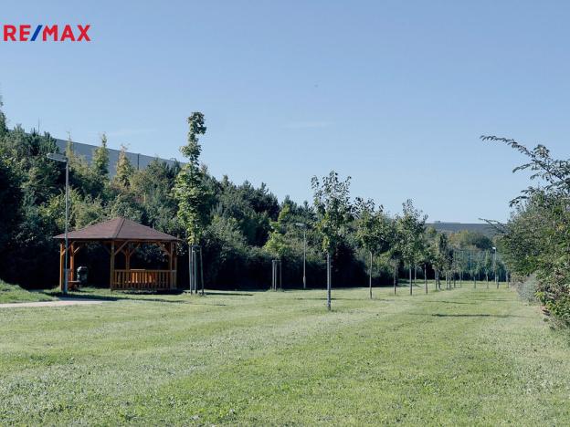 Prodej bytu 2+kk, Nupaky, U Školky, 50 m2