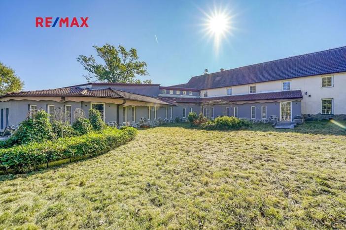 Prodej rodinného domu, Všeruby, 952 m2