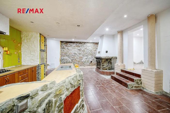 Prodej rodinného domu, Všeruby, 952 m2