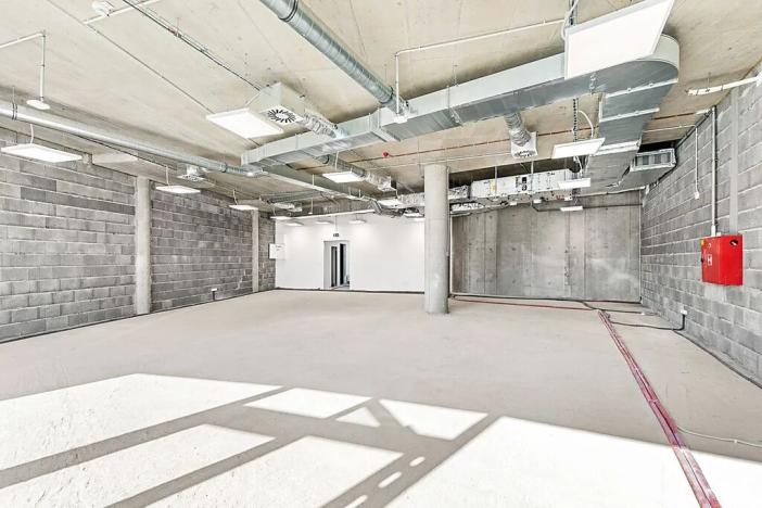 Pronájem obchodního prostoru, Praha - Stodůlky, Bělohlávkova, 446 m2